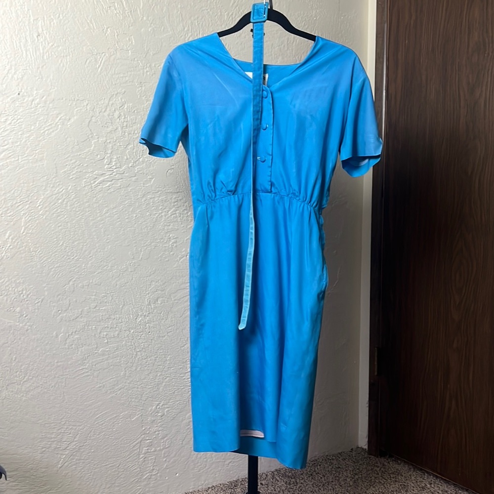 🛍️ 1960s dress with back sash As-is
